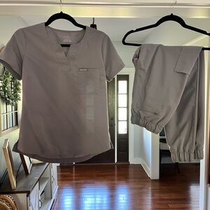 Jaanuu Gray Women's Top